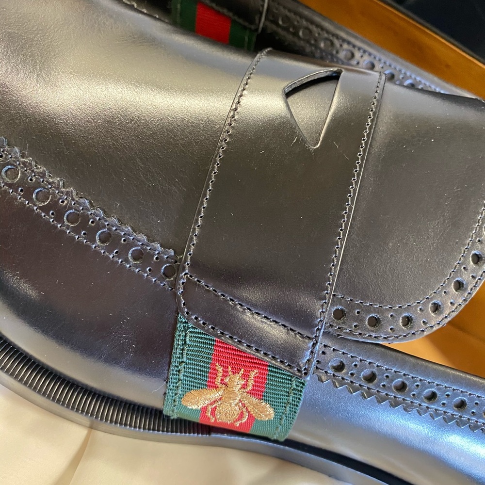 Gucci Mens Calfskin Web Bee Spirit Black Loafers - Picture 3 of 10